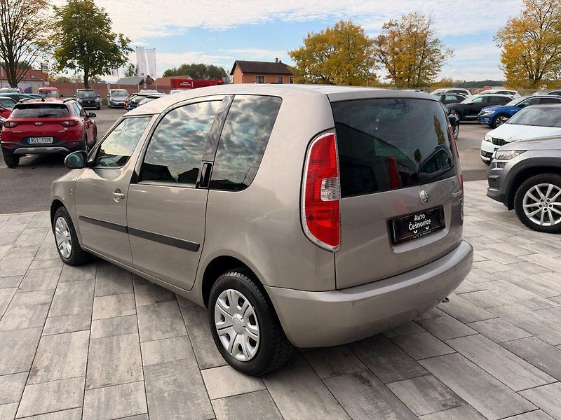 Škoda Roomster (2007) Style 1.4i 63kW - fotka 6 z 27