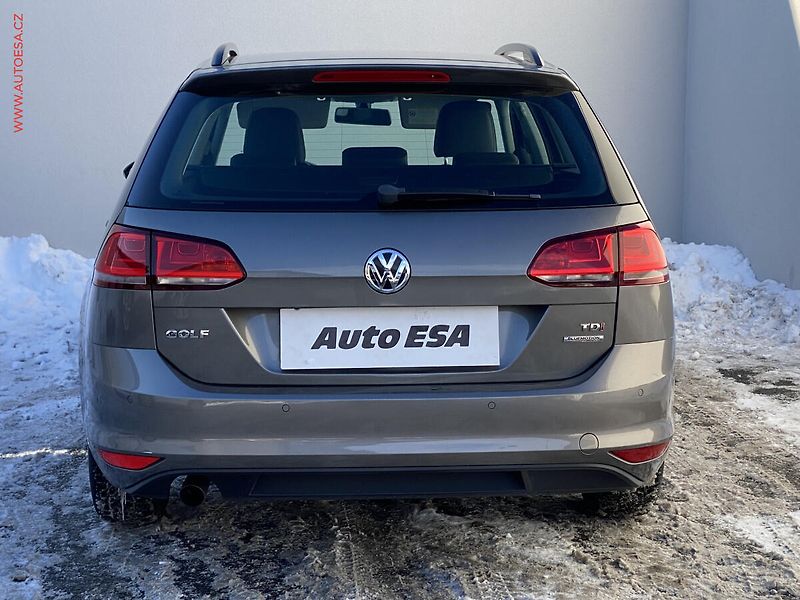 Volkswagen Golf (2014) 1.6TDi, Comfortline, zmk. - fotka 5 z 19