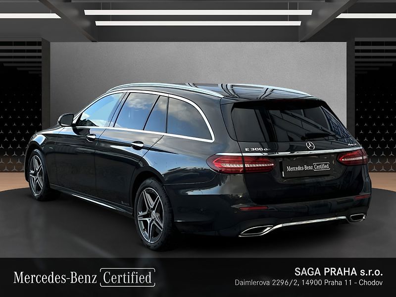 Mercedes-Benz Třídy E Třída E 300 de 4MATIC kombi AM - fotka 7 z 18
