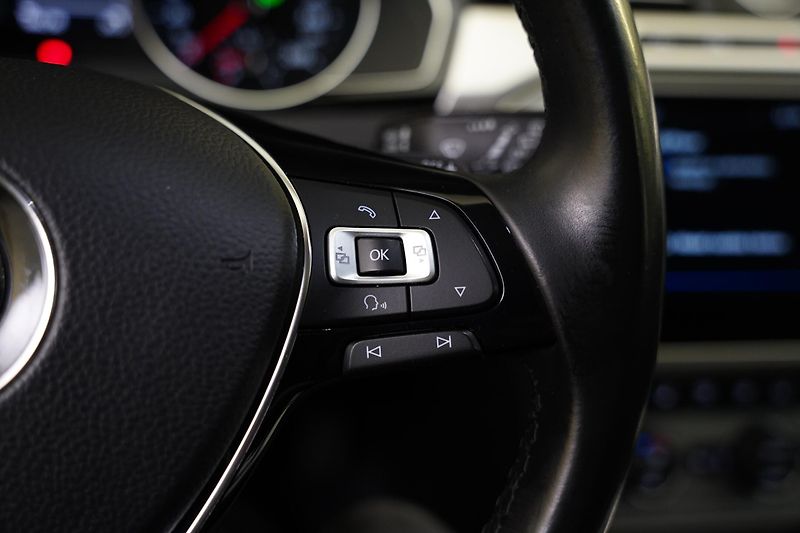 Volkswagen Passat - fotka 17 z 27