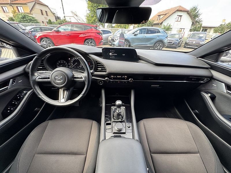 Mazda 3 (2019) 2.0i G122 LED Navi Bose Kamera - fotka 6 z 50