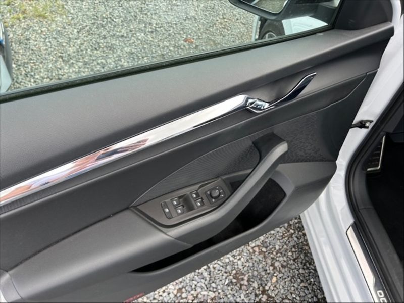 Škoda Octavia 2,0 TDI 110 Style - fotka 11 z 11