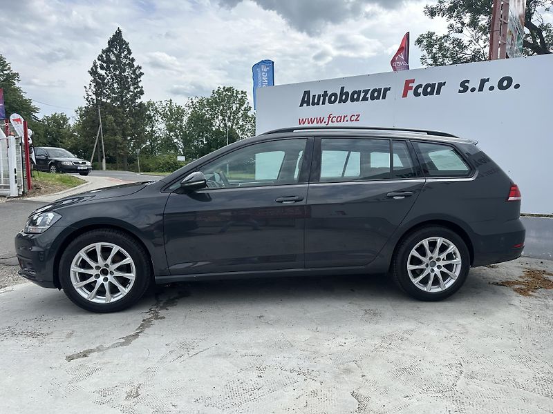 Volkswagen Golf (2018) 1.0TSI ser.knížka nová TK - fotka 4 z 27