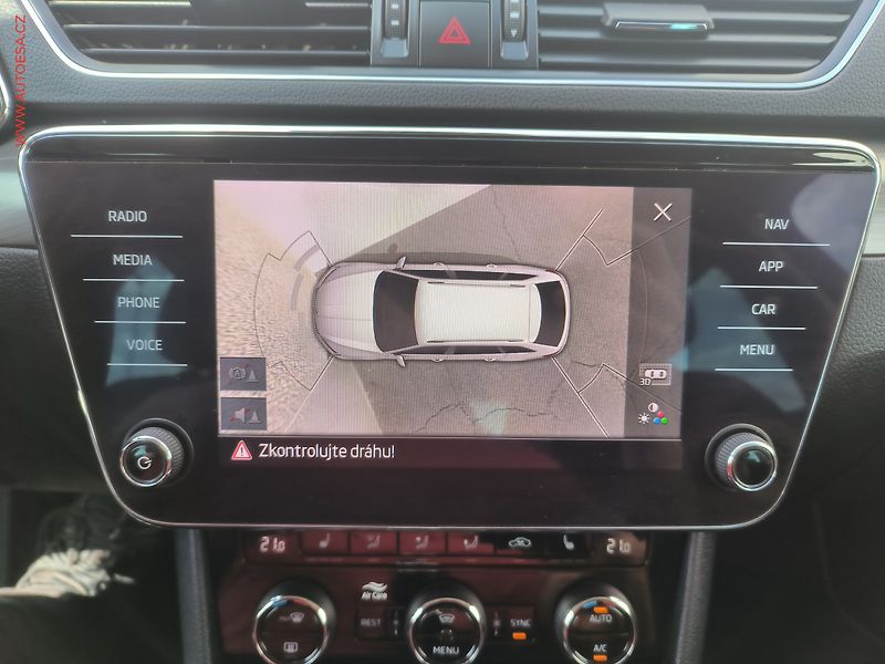 Škoda Superb (2021) 2.0 TDi 4x4, ČR, Style, DSG - fotka 19 z 29