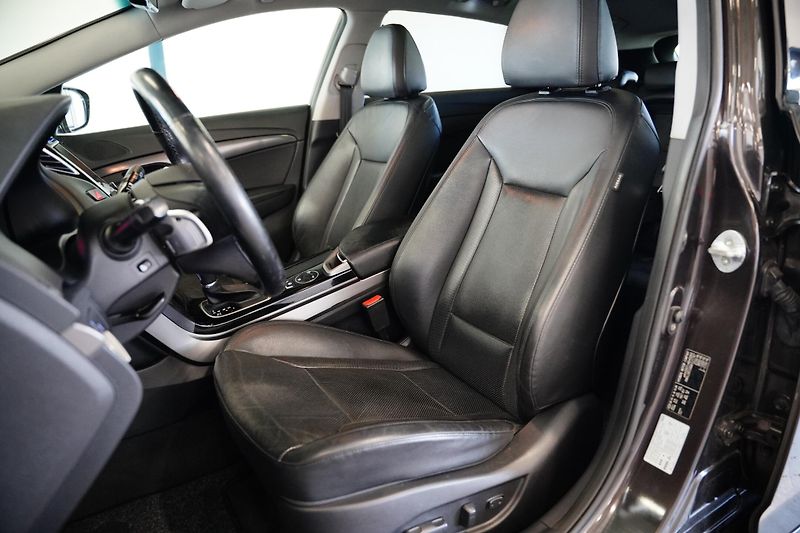 Hyundai i40 - fotka 11 z 28