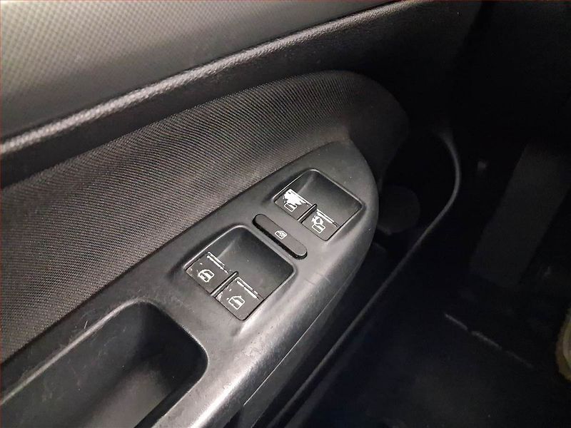 Škoda Octavia (2005) 1.6, po STK, Tažné - fotka 15 z 18