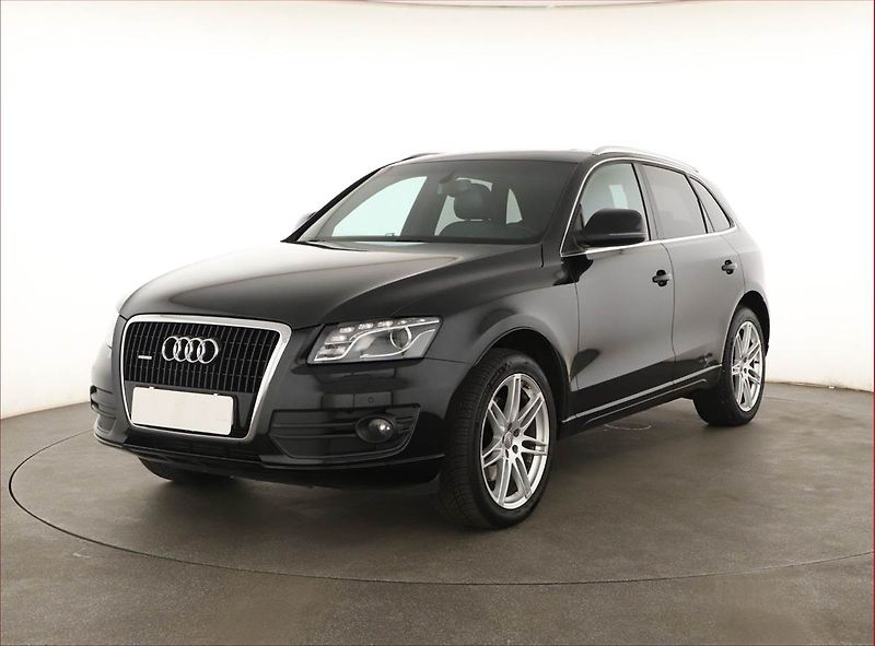 Audi Q5 (2011) 3.0 TDI, 4X4, Automat, Navi - fotka 2 z 20
