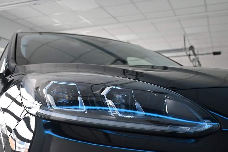 Ford Kuga (2022) 2.0 VIGNALE 4x4 140 KW LED ACC - fotka 39 z 46