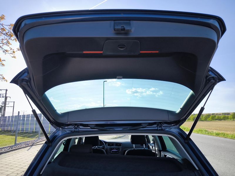 Volkswagen Golf 7 1,4TSI 90kW LED OSRAM 8xALU - fotka 80 z 82