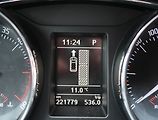 Škoda Superb (2010) Elegance 2.0 TDI, Automat - náhled 17