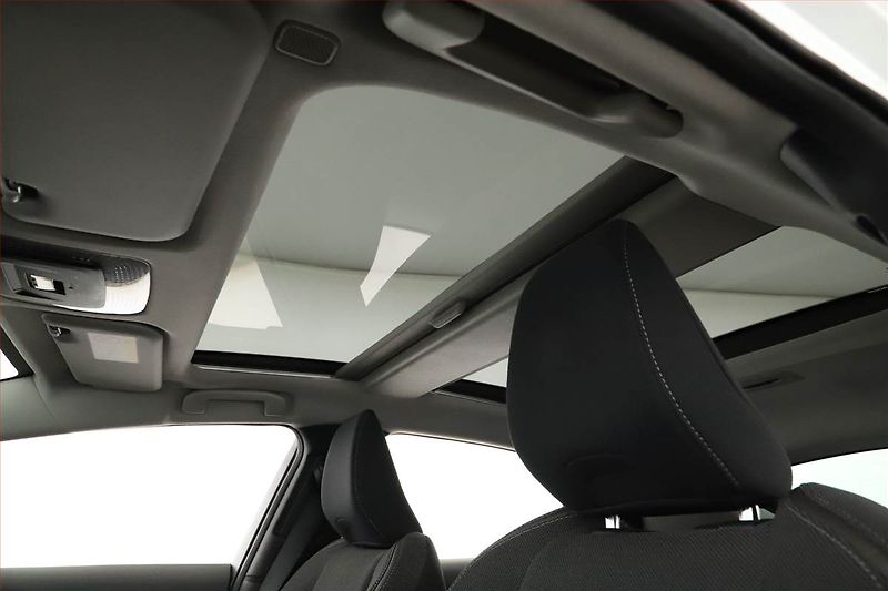 Toyota Prius (2024) 2.0 Plug-in Hybrid - fotka 13 z 21