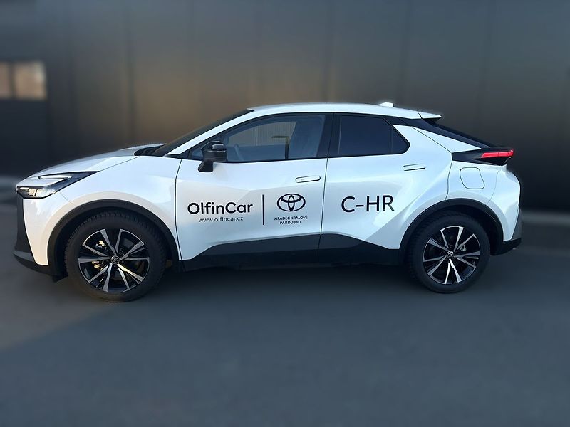 Toyota C-HR Style         NG23 2.0L P - fotka 5 z 11