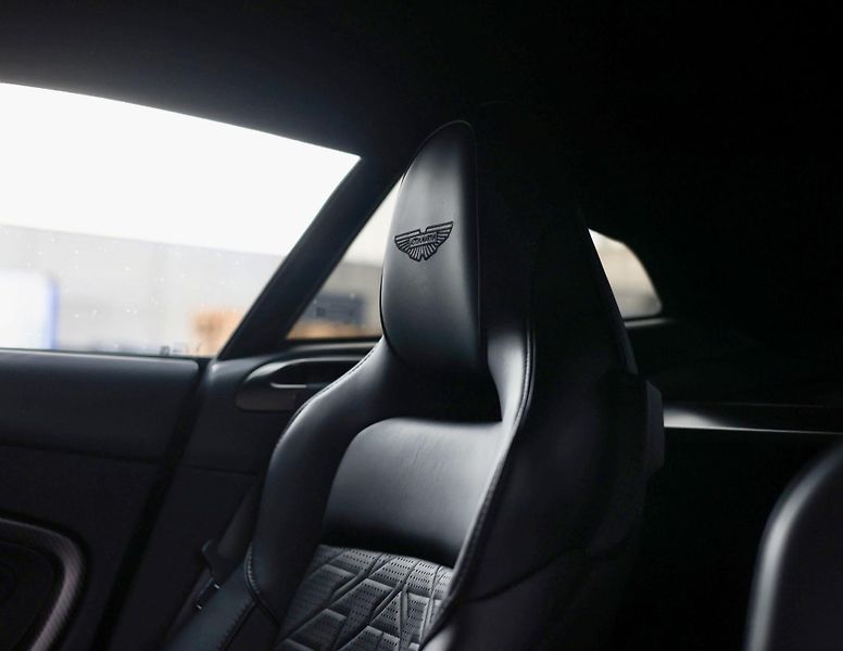 Aston Martin Vanquish (2024) 5.2 V12 New model - fotka 4 z 60