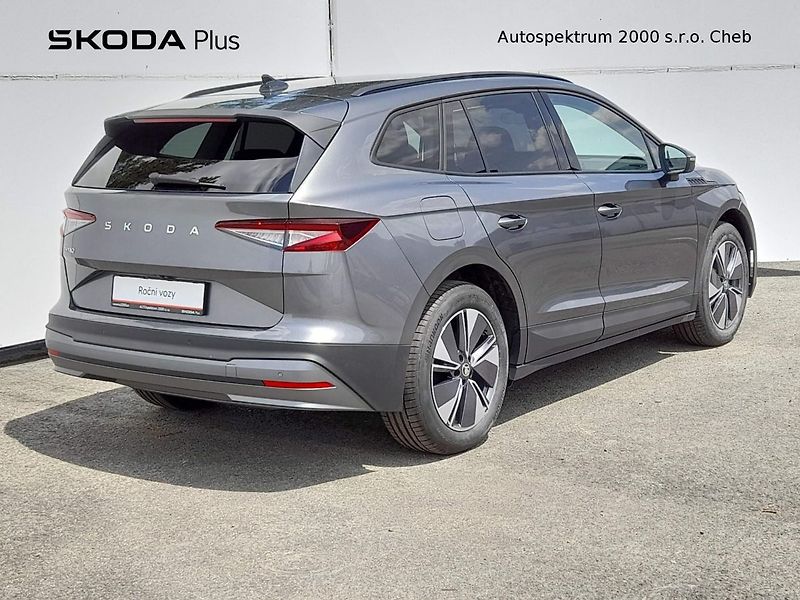 Škoda Enyaq 50 Tour 55kWh 125kW 1A - fotka 2 z 20