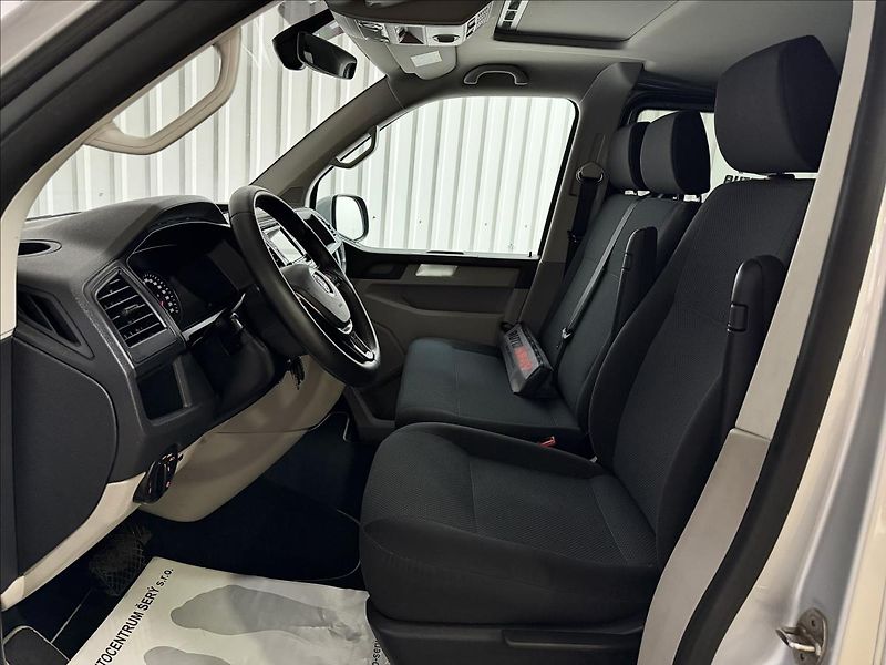 Volkswagen Transporter 2.0TDI 150kW 4MOTION KOMBI 1M - fotka 27 z 39