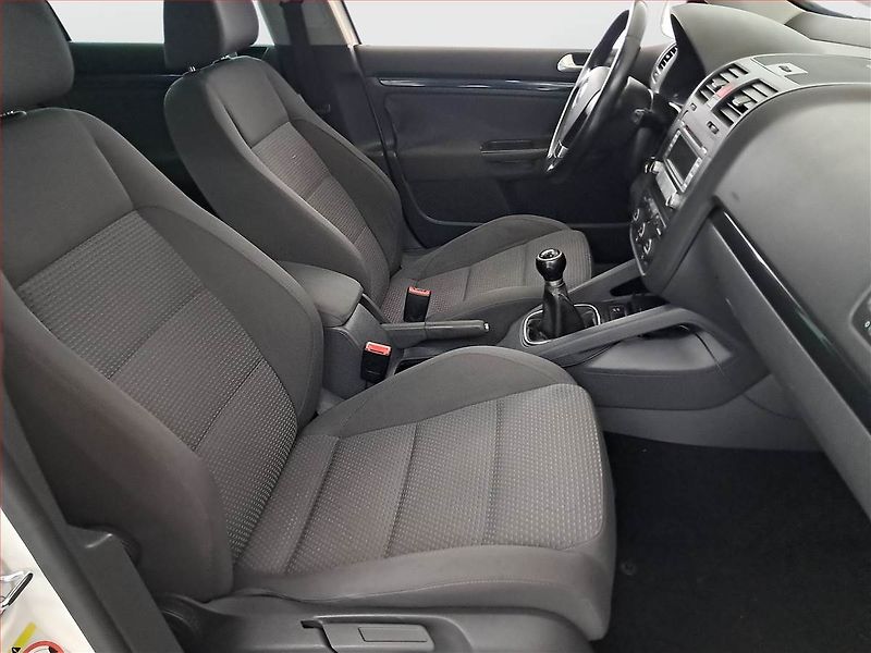 Volkswagen Golf (2008) 1.4 TSI, nová STK, v provozu - fotka 9 z 17