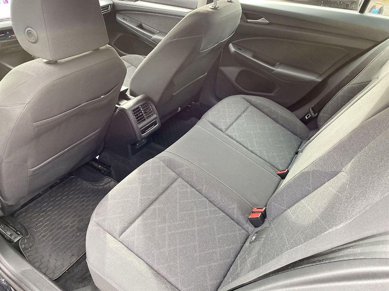 Volkswagen Golf (2022) 1.0 TSI LIFE - fotka 7 z 30