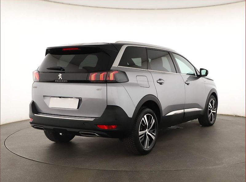 Peugeot 5008 (2023) GT Line 1.5 BlueHDi - fotka 5 z 21