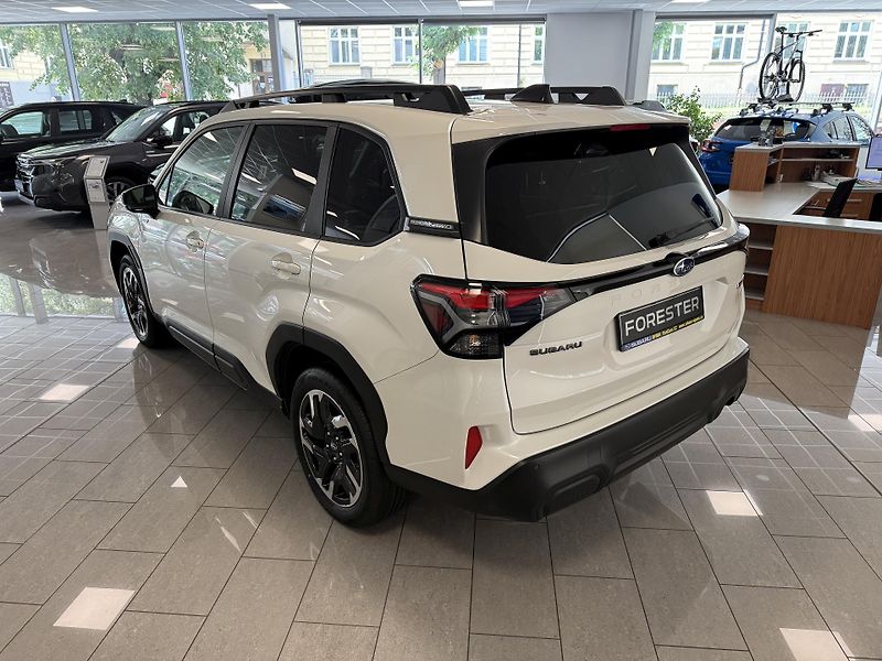 Subaru Forester (2026) Comfort Navi Lineartronic - fotka 3 z 22