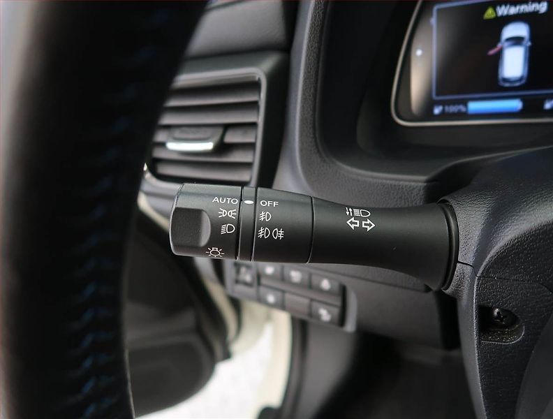 Nissan Leaf (2020) 40 kWh, SoH 91%, Automat - fotka 21 z 24