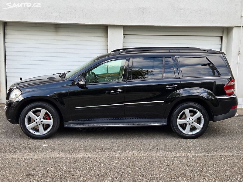 Mercedes-Benz GL (2006) 320 CDI, Tažné na 3.500 Kg, ČR - fotka 3 z 25