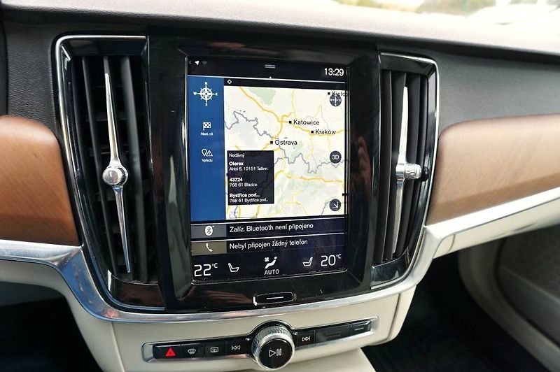 Volvo V90 (2019) INSCRIPTION POLESTAR 2,0 D5 17 - fotka 40 z 53