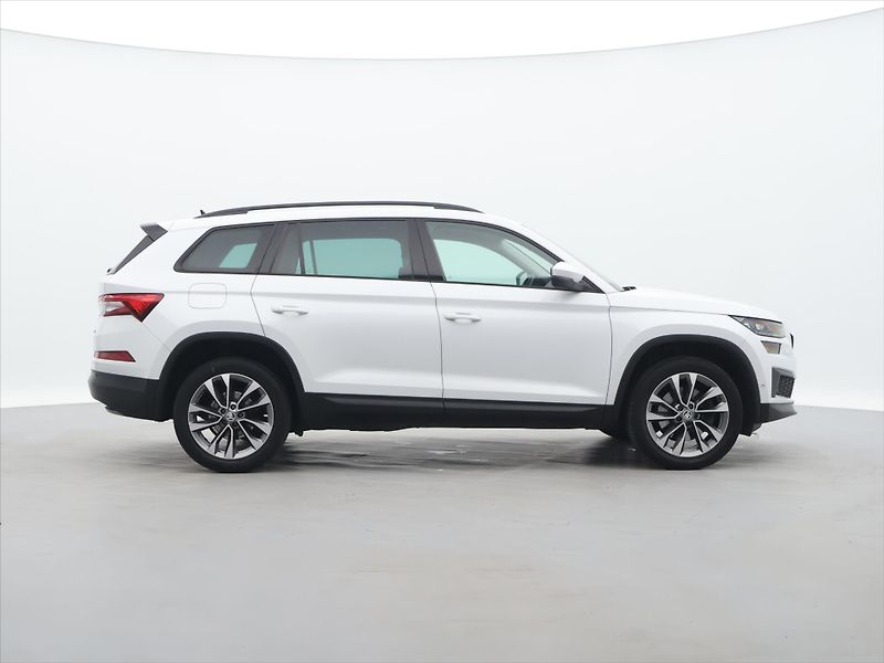 Škoda Kodiaq 2,0 TDI 147kW 4x4 DSG DPH - fotka 8 z 24