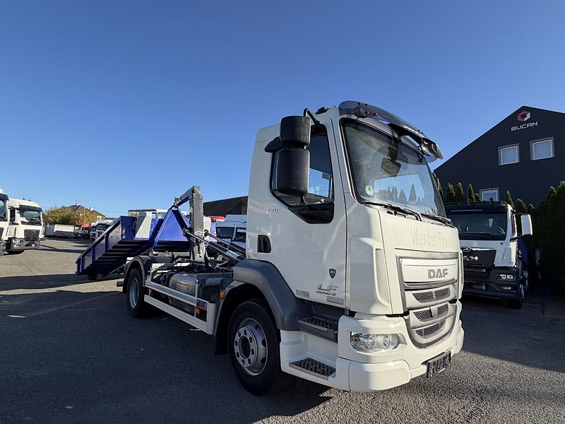 DAF LF (2015) 55.220*11,99TUNY*NOVÝ CHARVÁT  - fotka 5 z 32