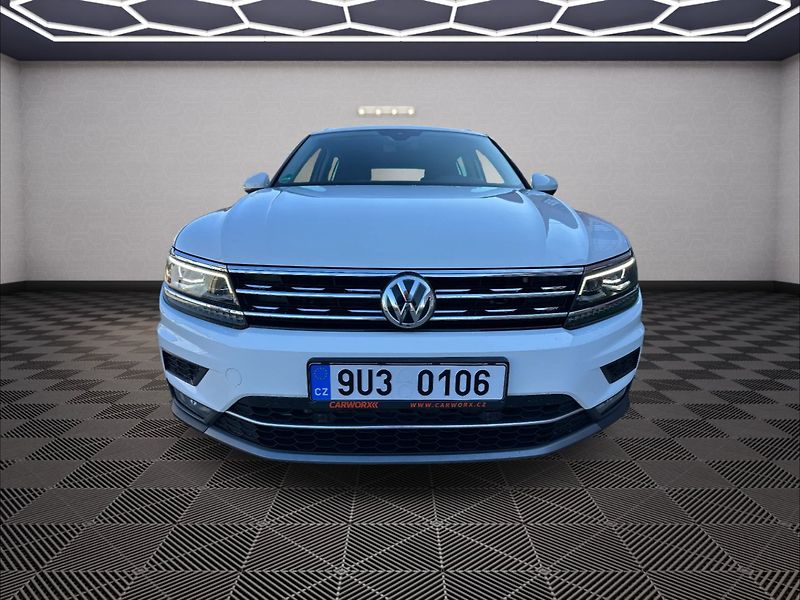 Volkswagen Tiguan (2017) 2.0Tdi 140Kw DSG 4x4 - fotka 2 z 28