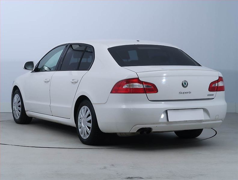 Škoda Superb (2011) 1.6 TDI, Serv.kniha - fotka 4 z 14