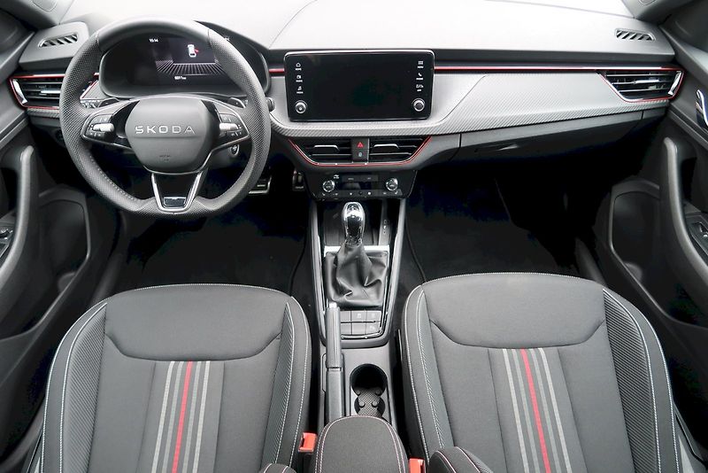 Škoda Scala (2025) Monte Carlo 1,0 TSi /85 kW DSG - fotka 8 z 32