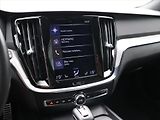 Volvo V60 2,0 T5 184kW Drive-E R-Design - náhled 22