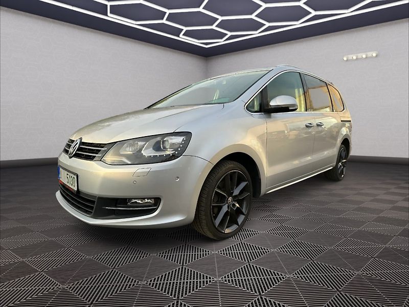 Volkswagen Sharan (2010) 2.0Tdi 125kw DSG Highline - fotka 3 z 35