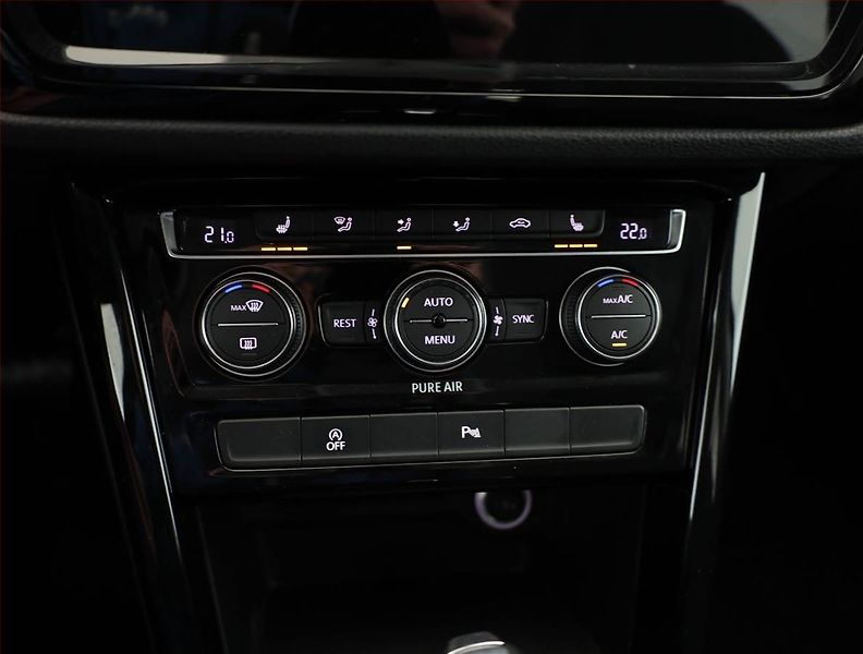 Volkswagen Touran (2016) 2.0 TDI, Automat, 7 míst - fotka 10 z 19