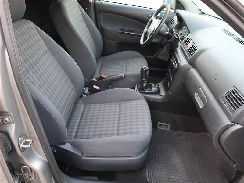 Škoda Octavia (2007) 1.9 TDI , po STK - fotka 9 z 15