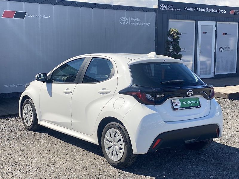 Toyota Yaris 1.5i, ČR-1m, ComTech, DPH - fotka 5 z 26