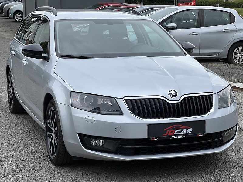 Škoda Octavia 1.6TDi 81kw KLIMA TEMPOMAT ALU - fotka 3 z 42