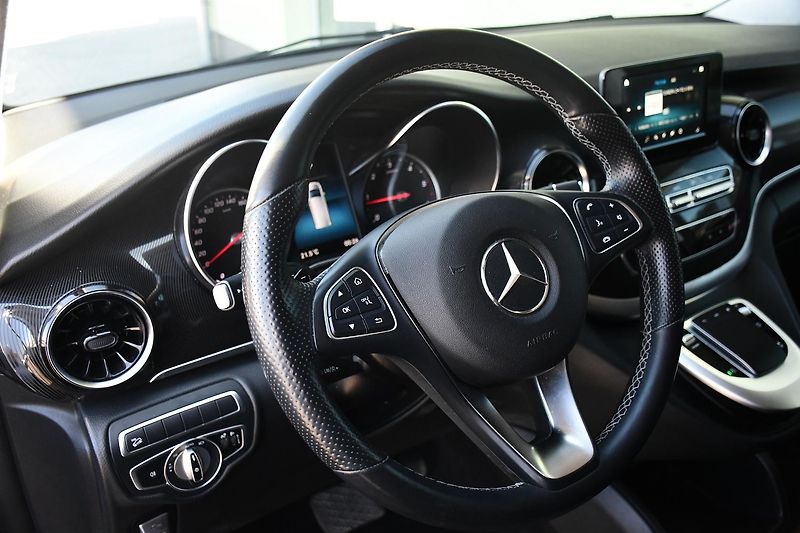 Mercedes-Benz Třídy V 250d - fotka 16 z 37