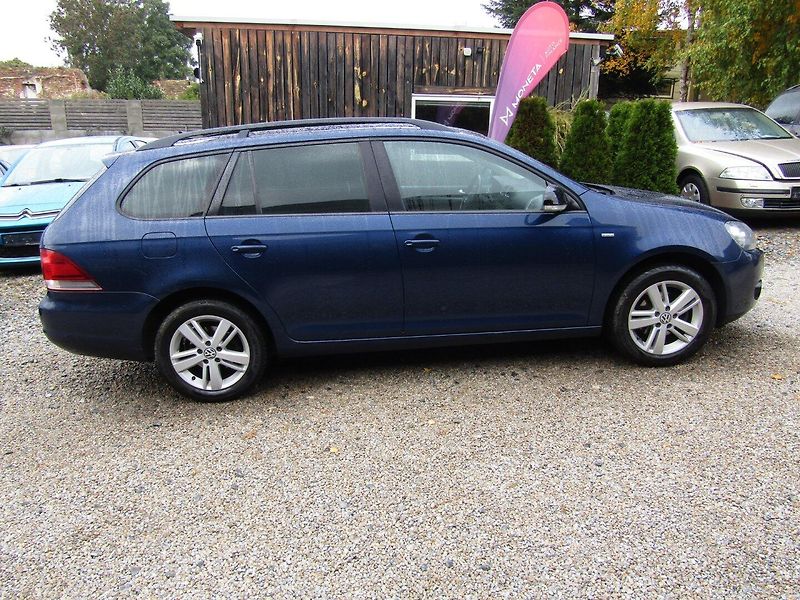 Volkswagen Golf (2012) 1.2 TSI 77kW - fotka 9 z 33