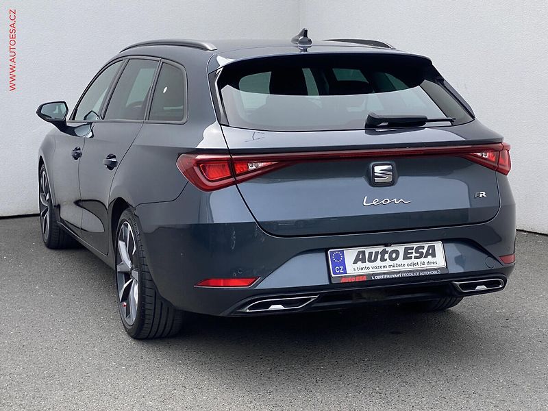 Seat Leon (2021) 1.5 TSi, ČR, FR, LED, TZ - fotka 6 z 17
