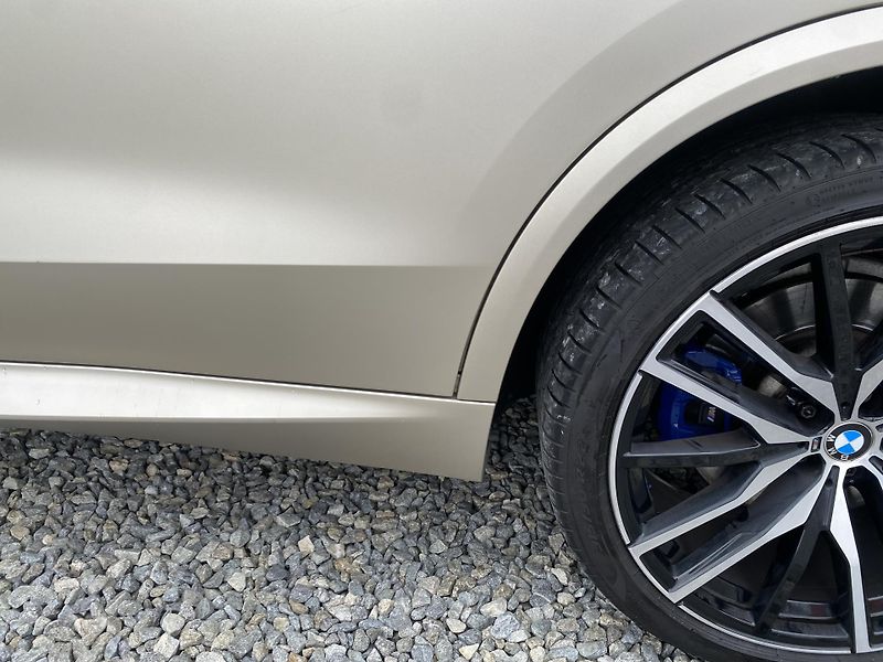 BMW X5 M50XD 4x4 400PS CZ DPH FULL 1A - fotka 30 z 171