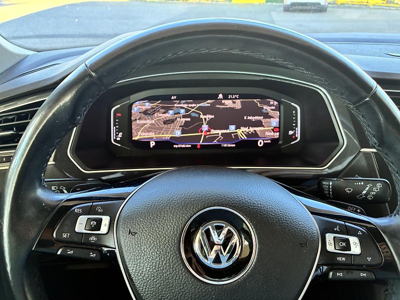 Volkswagen Tiguan (2019) VW Tiguan R-Line  1.5 tsi  - fotka 18 z 19