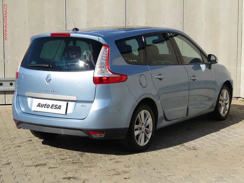 Renault Grand Scénic (2009) 1.9 dCi, 1.maj, Panor, tempo - fotka 4 z 19