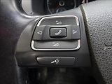 Volkswagen Touran 2,0 TDI 103kW 7.MÍST - náhled 42