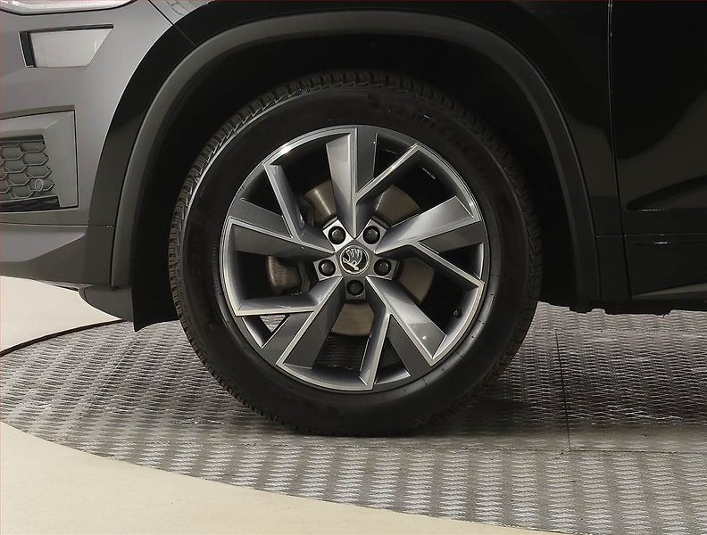 Škoda Kodiaq (2022) Sportline 1.5 TSI, digi klima - fotka 15 z 26