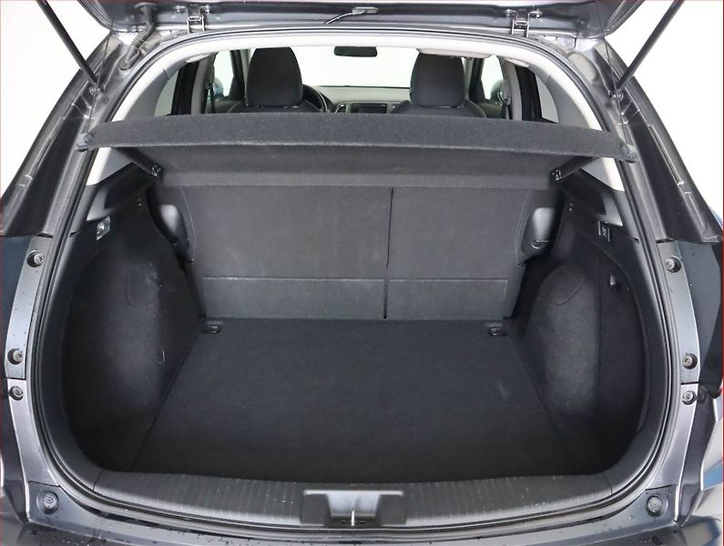 Honda HR-V (2019) Elegance 1.5 i-VTEC, Automat - fotka 14 z 19