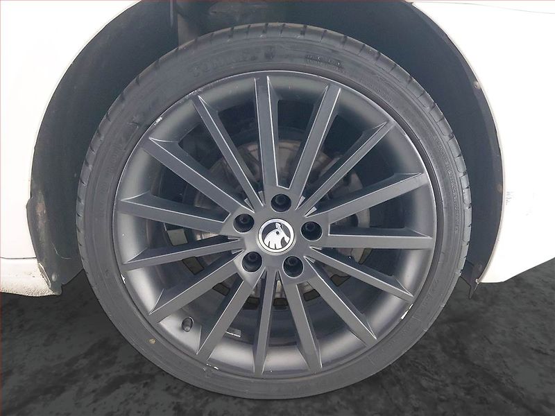 Škoda Octavia (2015) 2.0 TDI 4x4, 4X4, Xenony - fotka 15 z 19
