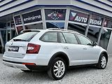 Škoda Octavia Scout 2,0 TDI 4x4 Automat  - náhled 9