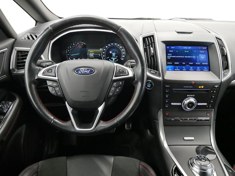 Ford S-MAX - fotka 17 z 26
