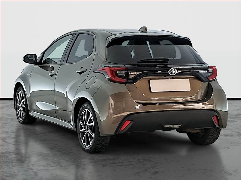 Toyota Yaris (2021) 1.5 VVT-i Hybrid, Automat - fotka 4 z 20